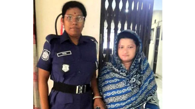 শহরের বাবুরাইলে গাঁজাসহ নারী মাদক ব্যবসায়ী গ্রেফতার