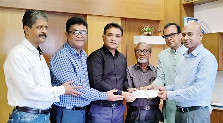 কেন্দ্রীয় ঈদগাহ’র সৌন্দর্য বর্ধনে চেম্বারের ৫ লাখ টাকার অনুদান