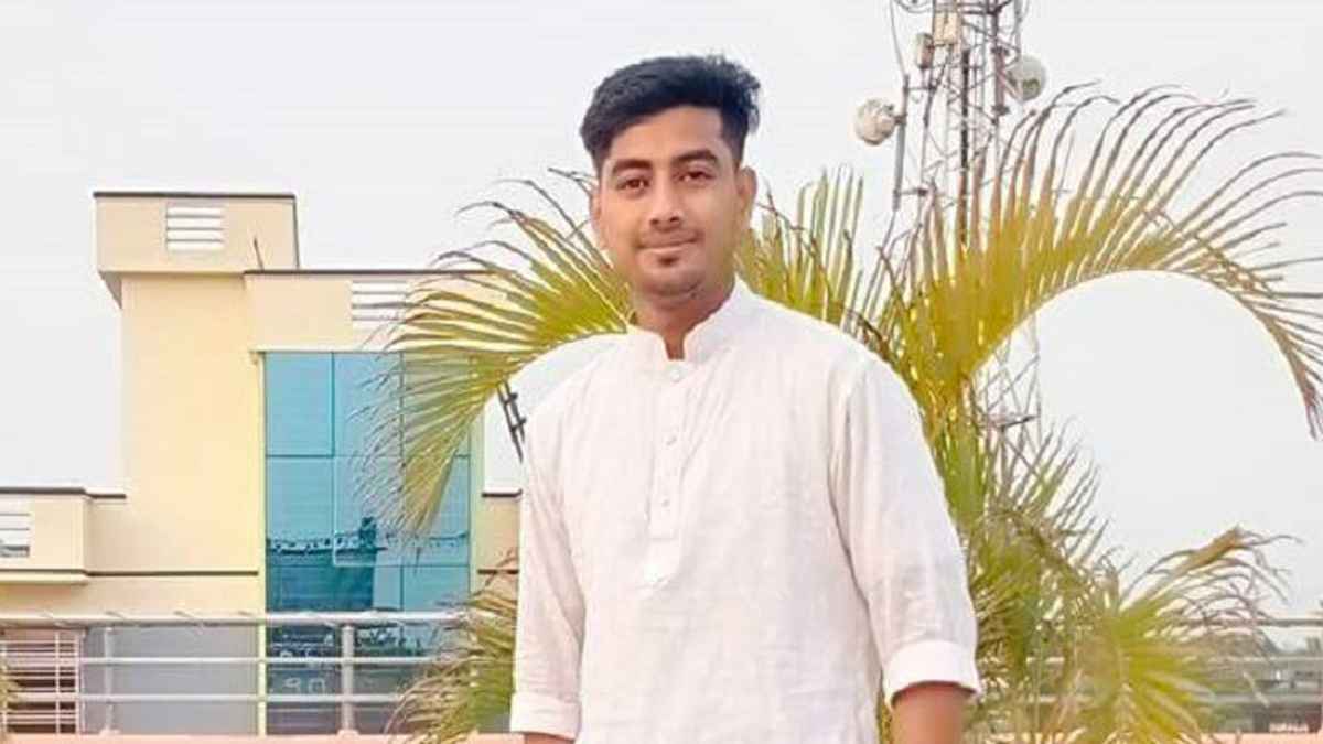 আড়াইহাজারে নিষিদ্ধ ঘোষিত ছাত্রলীগ নেতা গ্রেপ্তার
