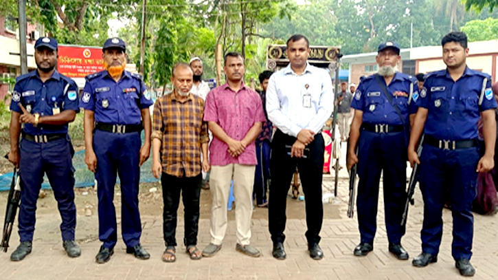 খানপুর ৩০০ শয্যা হাসপাতালে ২ দালালকে কারাদণ্ড