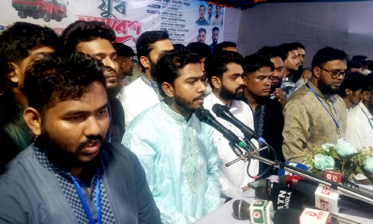 নব্য শামীম ওসমানরা মাথাচাড়া দিয়ে উঠার চেষ্টা করছে: ভিপি নুর