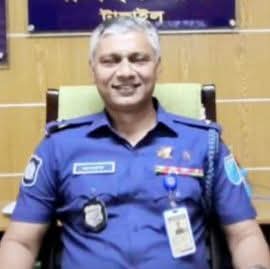বন্দর ওসি’র বিরুদ্ধে মামলা ও গ্রেফতার বাণিজ্য সহ দায়িত্বে অবহেলার অভিযোগ