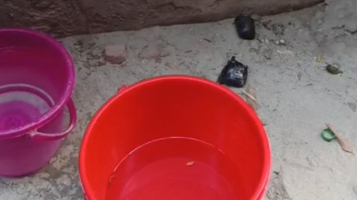 ফতুল্লায় দিনদুপুরে বোমা ফাটিয়ে প্রবাসীর বাড়িতে ডাকাতি