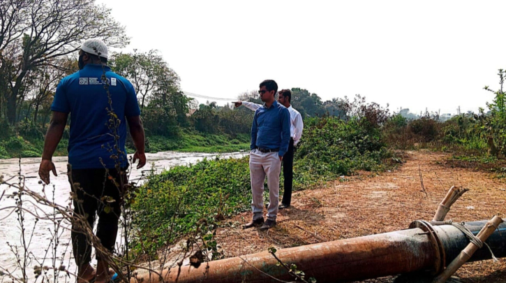 সোনারগাঁয়ে অবৈধভাবে খাল ভরাট, ভ্রাম্যমাণ আদালতের অভিযান, ৩ জন আটক
