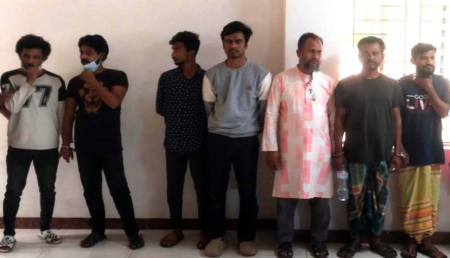 বন্দরে বিভিন্ন অপরাধে গ্রেপ্তার-৬