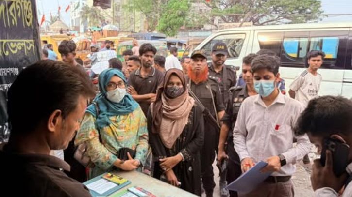 অতিরিক্ত ভাড়া আদায়: দুই পরিবহনকে জরিমানা