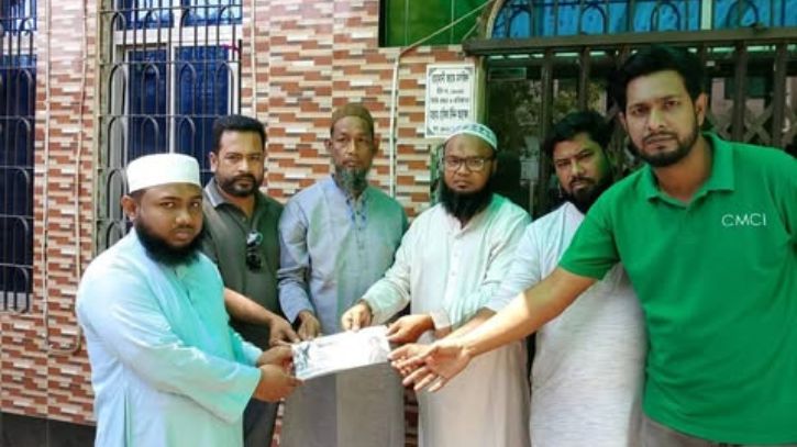 ৫৪০ জন ইমাম-মুয়াজ্জিন পেলেন মাসুদুজ্জামানের ঈদ উপহার