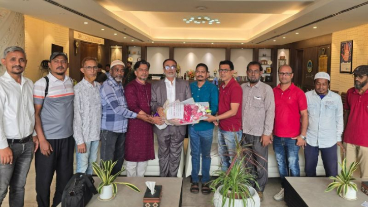 হকার সমস্যার স্থায়ী সমাধান করব: নাসিক প্রশাসক সাখাওয়াত