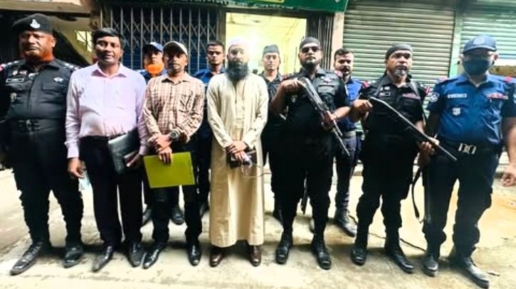 নারায়ণগঞ্জে পৃথক অভিযানে দুই চিকিৎসা সেবা প্রতিষ্ঠানকে জরিমানা
