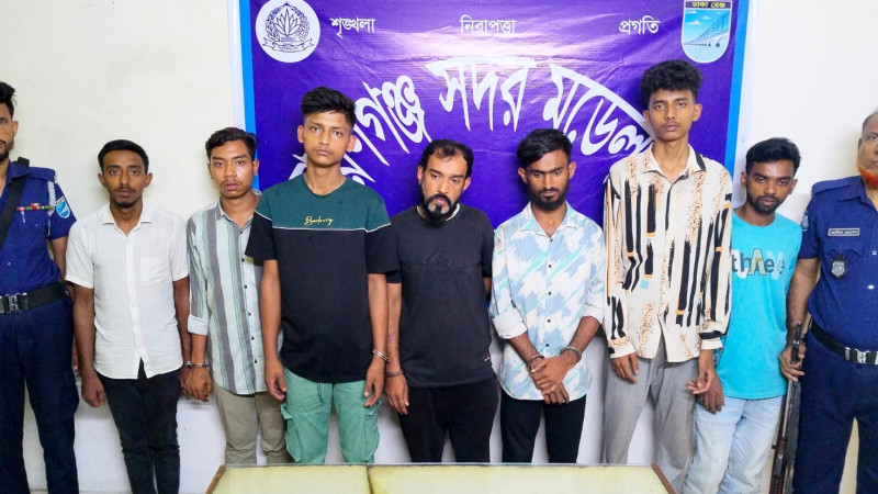 নারায়ণগঞ্জে ৭ দুষ্কৃতিকারী গ্রেপ্তার