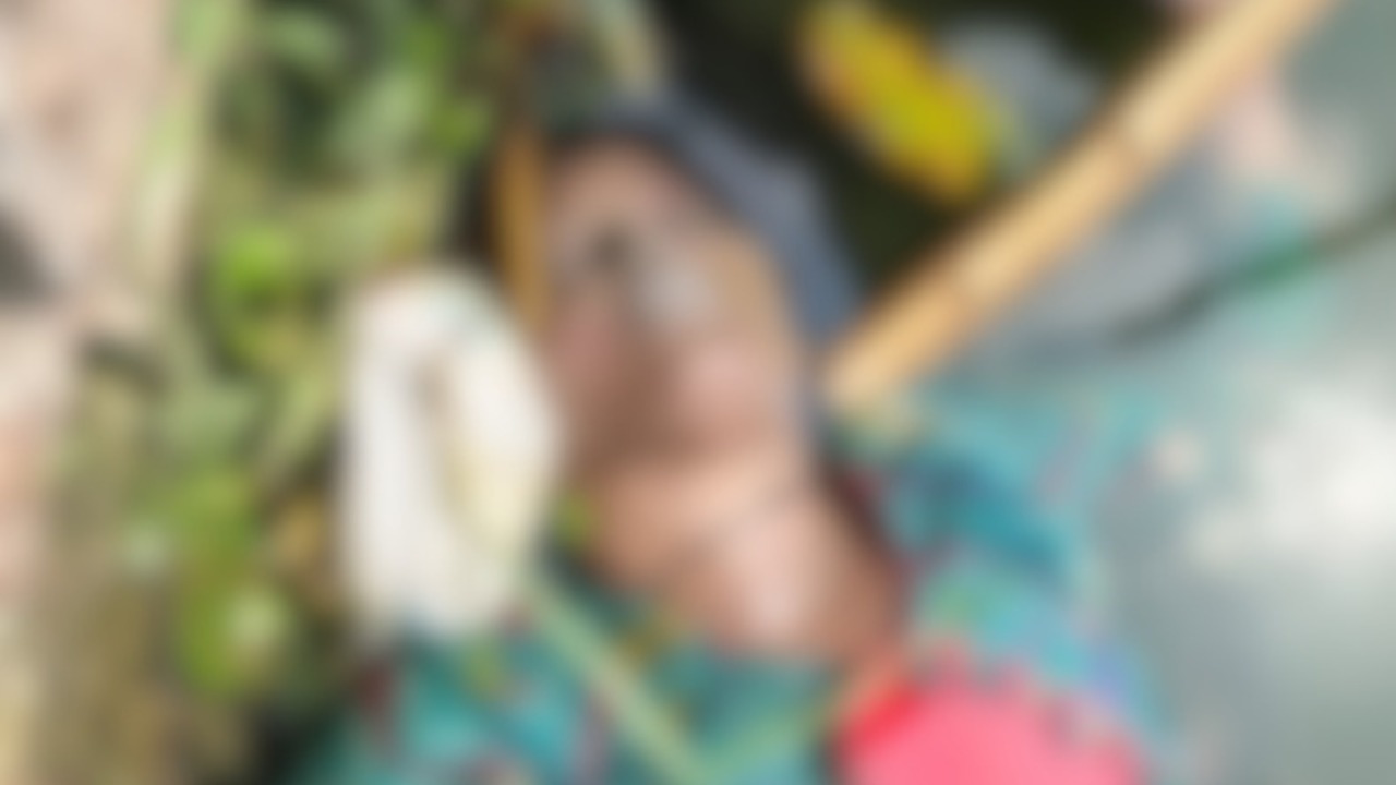 কাঁচপুরে দিঘি থেকে অজ্ঞার নারীর লাশ উদ্ধার