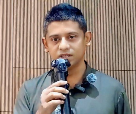 রাজনৈতিক পৃষ্ঠপোষকতাই ফুটপাতে রাস্তায় হকার বসে : আশা