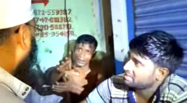 নারায়ণগঞ্জের ফতুল্লায় তিন মসজিদের যৌথ অভিযানে জুয়ার আসর ভাঙচুর, আটক ৭