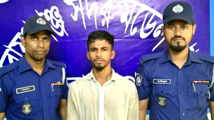 নারায়ণগঞ্জে পুলিশের অস্ত্র লুটের ঘটনায় আরহাম গ্রেপ্তার