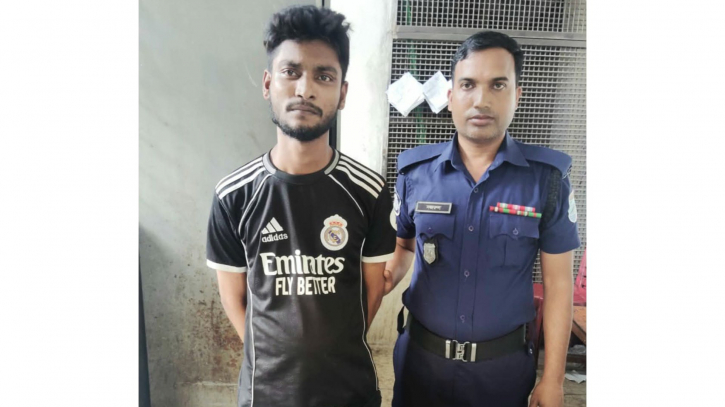 ফতুল্লায় গাঁজাসহ মাদক কারবারি গ্রেপ্তার