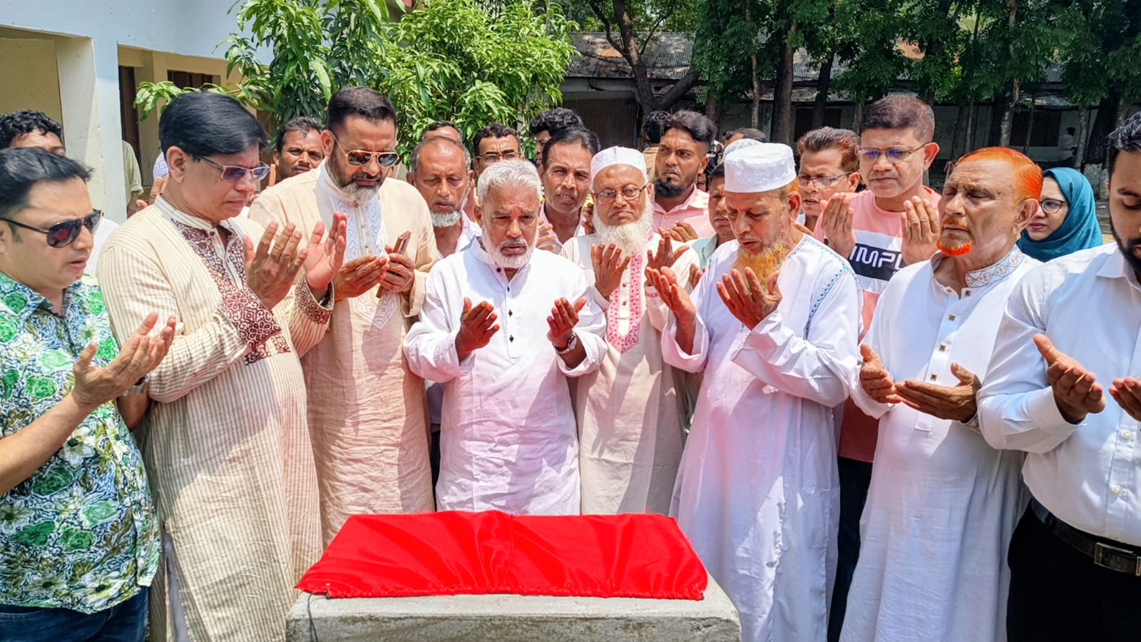 সোনারগাঁয়ে হাজী লালমিয়া উচ্চ বিদ্যালয়ের নতুন ভবন উদ্বোধন