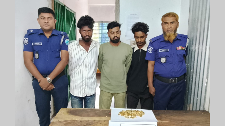 সোনারগাঁয়ে হেরোইনসহ ৩ মাদক ব্যবসায়ী আটক