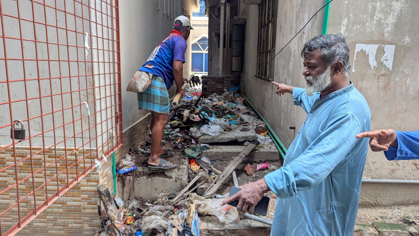 ডেঙ্গু সচেতনতায় জনগনের সহযোগিতা কামনা করেছেন খোরশেদ