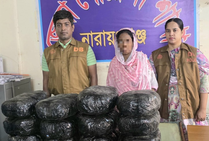 বন্দরে ৩০ কেজি গাঁজাসহ নারী মাদক কারবারি গ্রেফতার