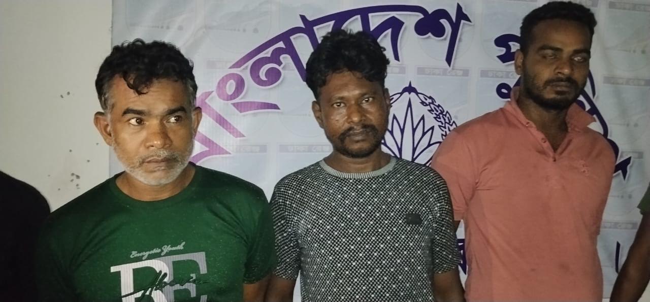 বন্দরে ডেনিম এ্যাপারেলসে ডাকাতি মামলায় ডাকাত সরদার ভাল্লুকসহ গ্রেপ্তার-৩