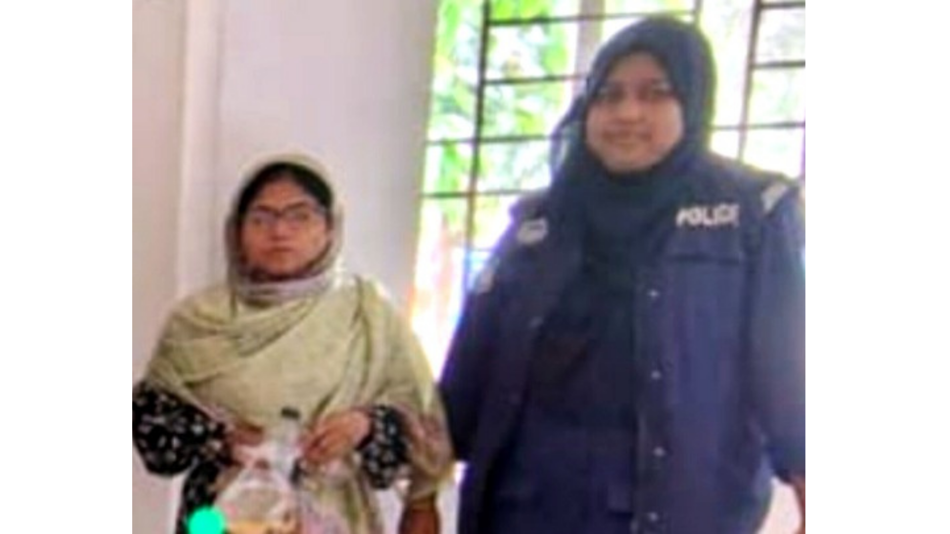 বন্দরে গাঁজাসহ নারী মাদক ব্যবসায়ী গ্রেপ্তার