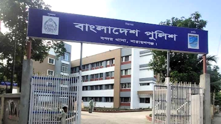 বন্দরে চাঁদা না পেয়ে গার্মেন্টস কর্মকর্তাকে কুপিয়ে জখম