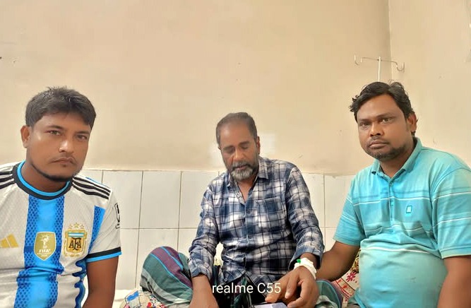 সিনিয়র সাংবাদিক আমির হোসেন হাসপাতালে 