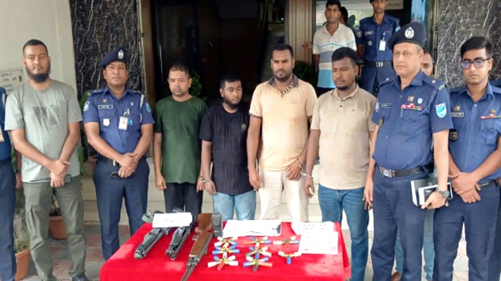 রূপগঞ্জে ২ শর্টগান, ৩৮ রাউন্ড কার্তুজ উদ্ধার, চক্রের চার সদস্য গ্রেপ্তার