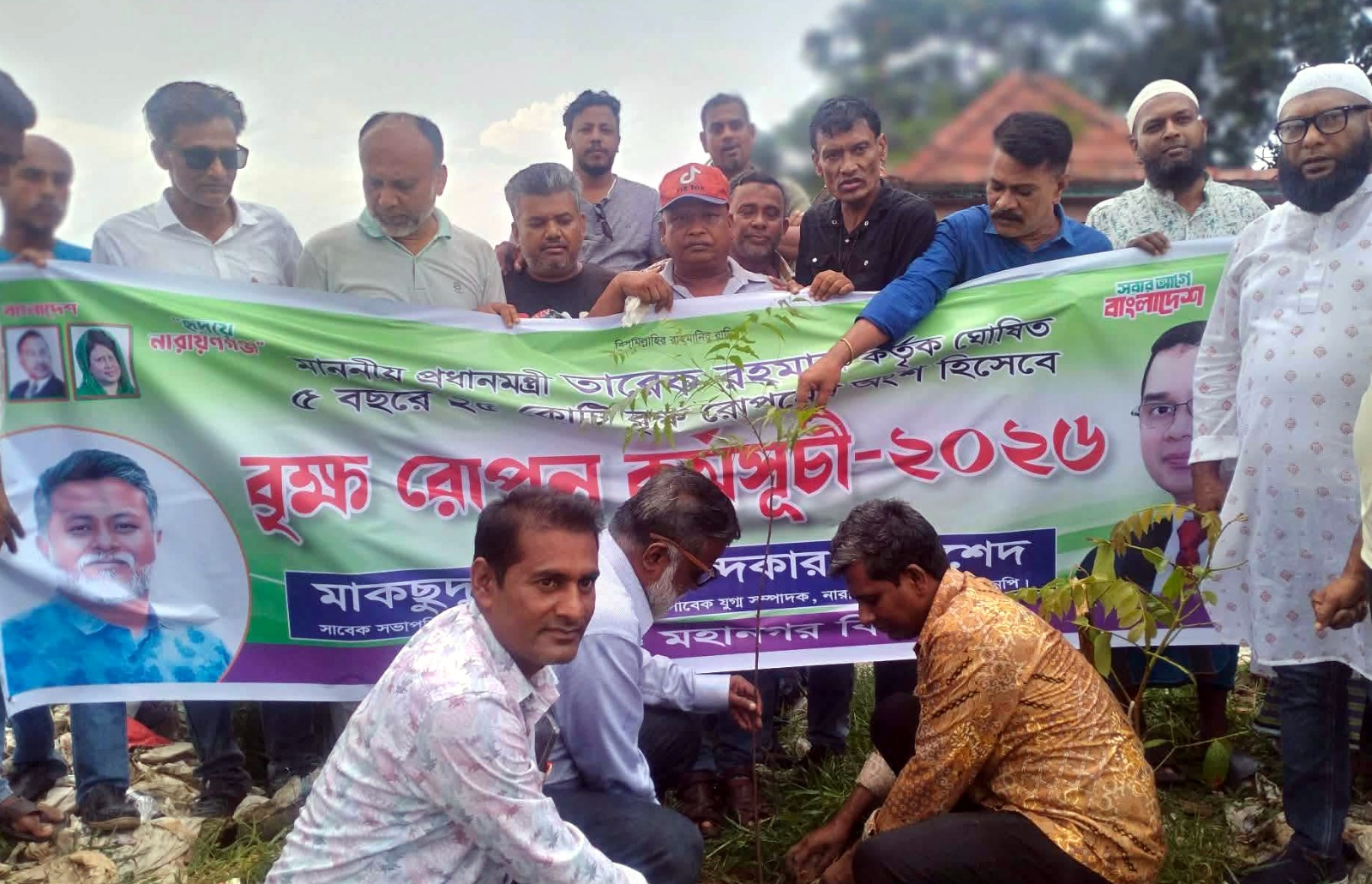 খোরশেদের দুই মাসব্যাপী বৃক্ষ রোপন কর্মসূচি শুরু