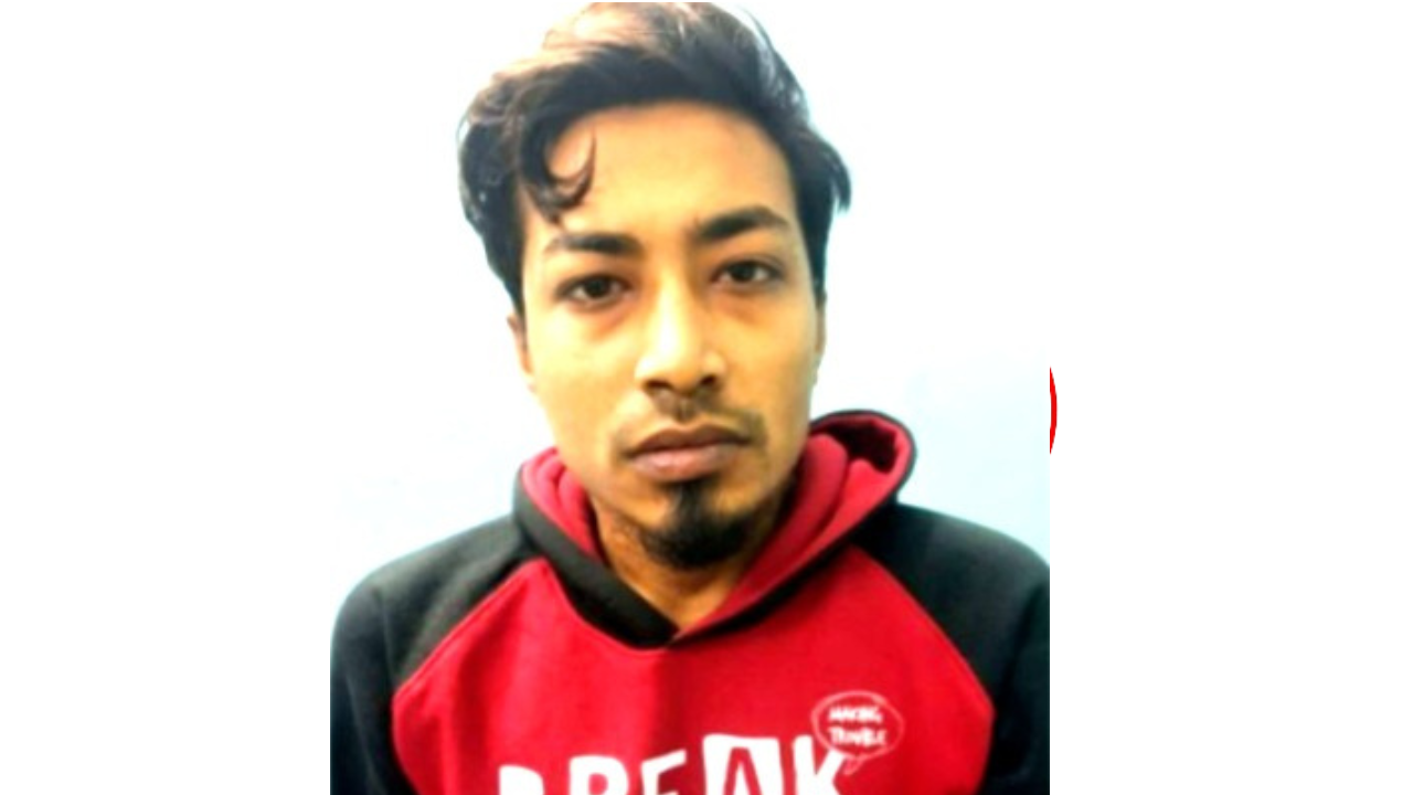 মাসদাইরের আলোচিত সন্ত্রাসী ও মাদক কারবারি ‘চশমা সাব্বির’ দুই দিনের রিমান্ডে