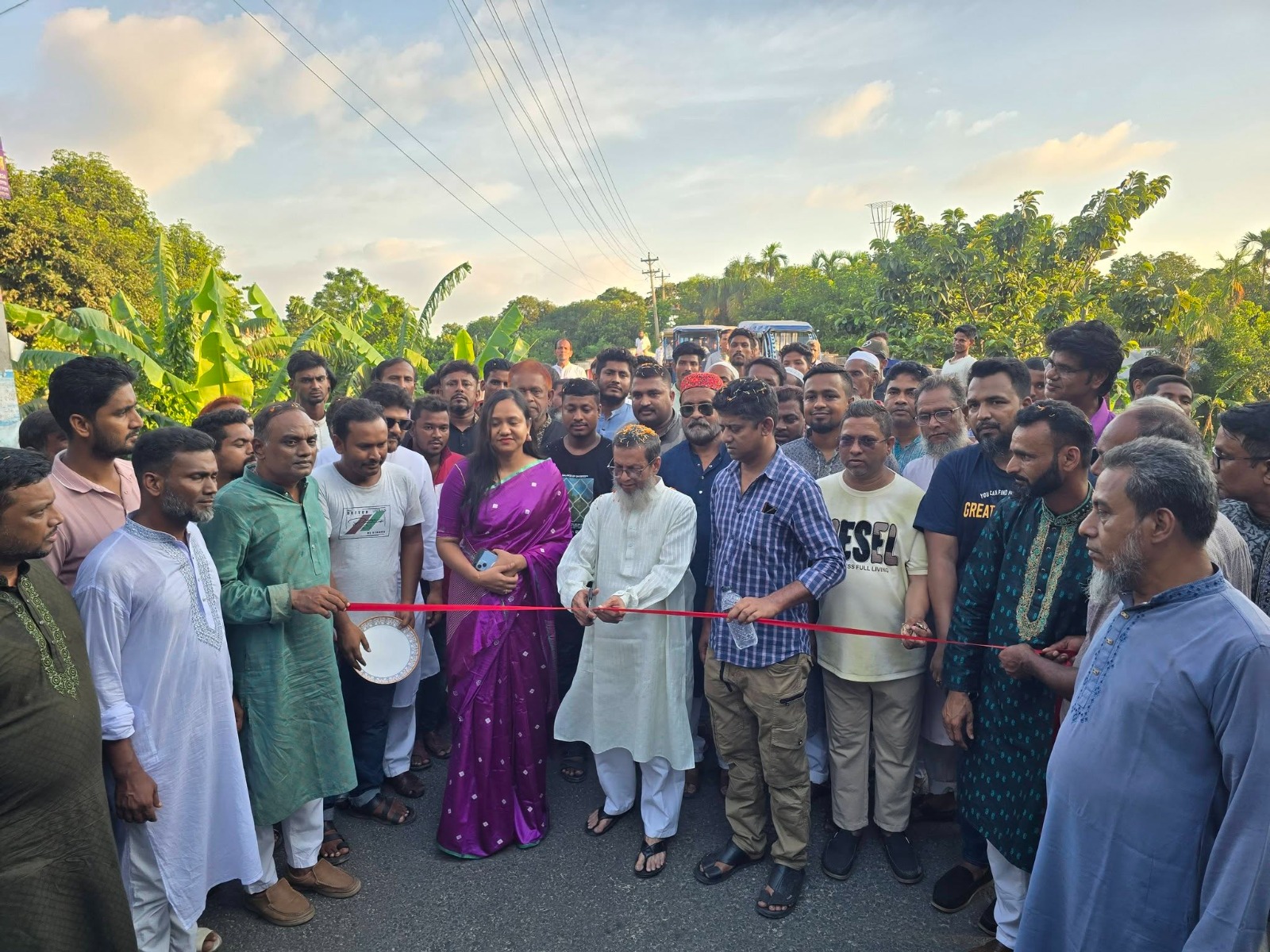 আমরা ঘরে বসে নেই, সবসময় আপনাদের পাশেই আছি : এমপি কালাম 
