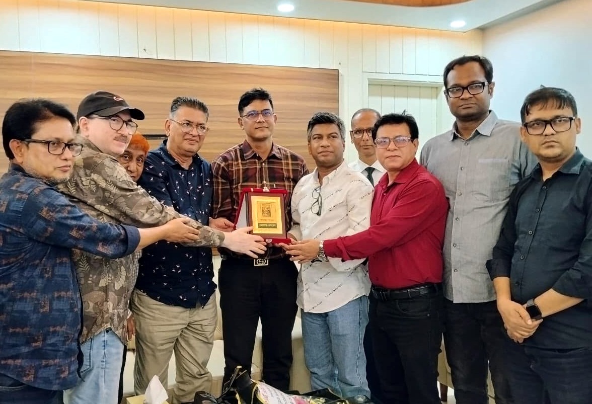 সাংবাদিকদের সঙ্গে নারায়ণগঞ্জ উন্নয়ন কর্তৃপক্ষের চেয়ারম্যান রাজিবের মতবিনিময় সভা