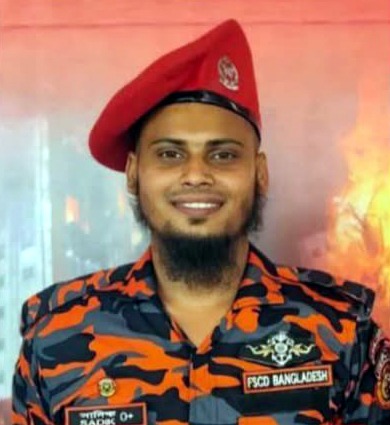 কচুরিপানা পরিষ্কার করতে গিয়ে শীতলক্ষ্যায় নিখোঁজ ফায়ার সার্ভিসের ডুবুরি