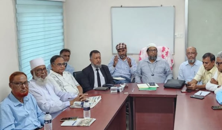জোরপূর্বক প্রিপেইড মিটার স্থাপন বন্ধ রাখার দাবি