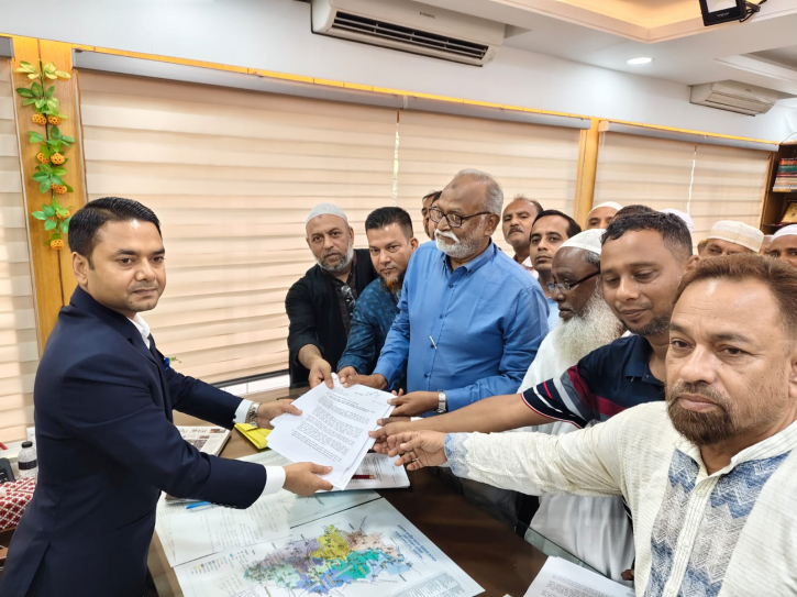 রুপগঞ্জে মাদ্রাসার জমি দখলমুক্ত করতে প্রধানমন্ত্রী বরাবর তৈমূরের স্বারকলিপি 