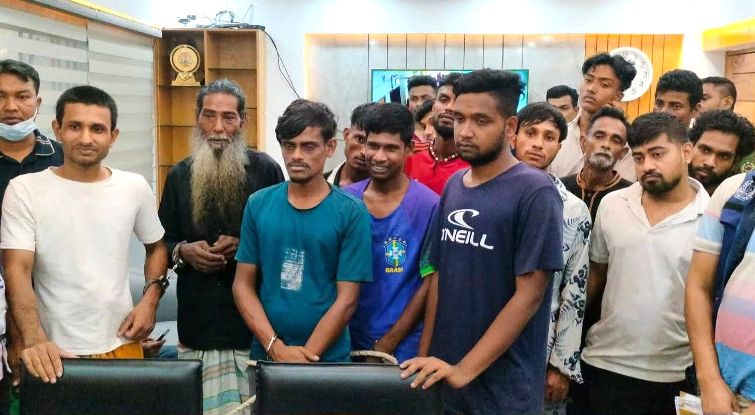 রূপগঞ্জে মাদক বিরোধী অভিযান, ১৯ জনের কারাদণ্ড