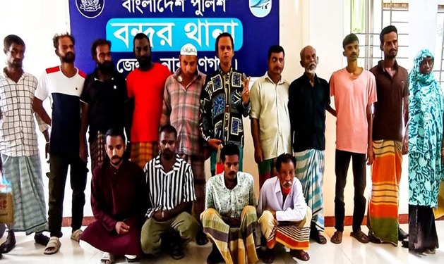 বন্দরে পুলিশের বিশেষ অভিযানে বিভিন্ন অপরাধে ১৬ জন গ্রেপ্তার