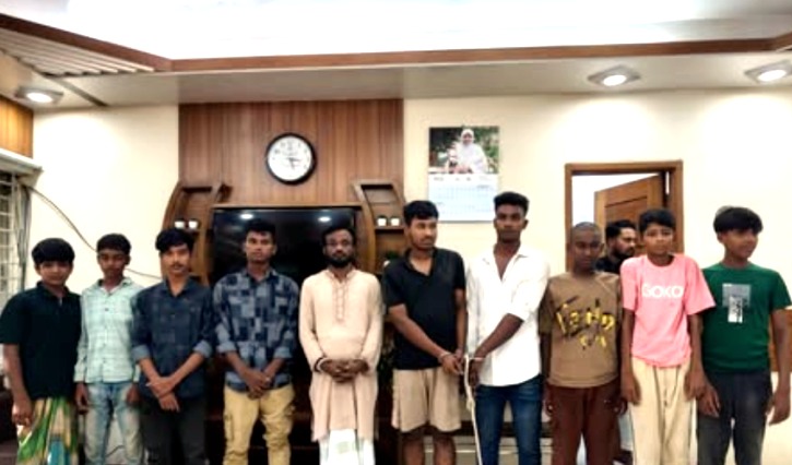বন্দরের লাঙ্গলবন্দে আ.লীগের ঝটিকা মিছিল, অভিযানে আটক ১১