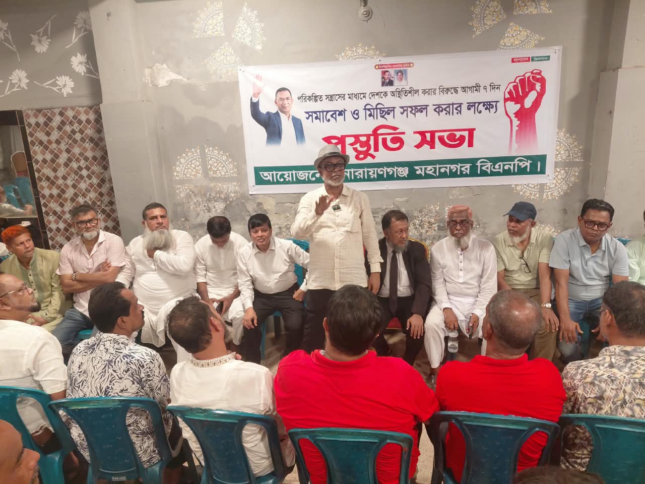 ফ্যাসিস্টদের যারা আশ্রয়-প্রশ্রয় দেবে সে যার স্বজনই হউক, তাদের ছাড় দেয়া হবে না- এডভোকেট সাখাওয়াত। 