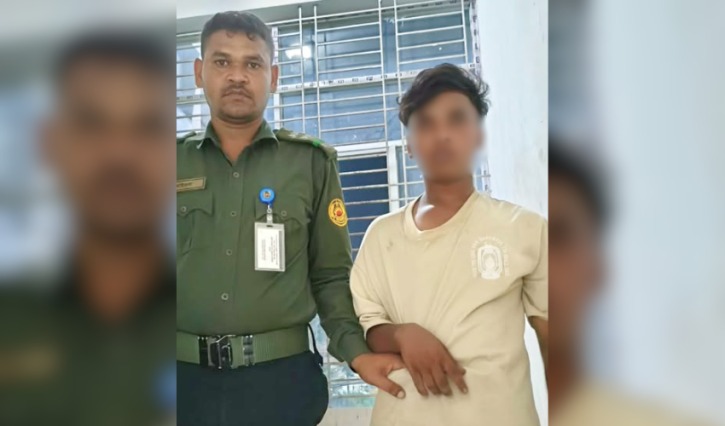 বন্দরে ডাকাতির প্রস্তুতির অভিযোগে পূজামণ্ডপের সামনে থেকে চাকুসহ কিশোর আটক